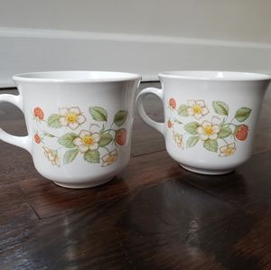 2 Corning Strawberry Sundae Mugs